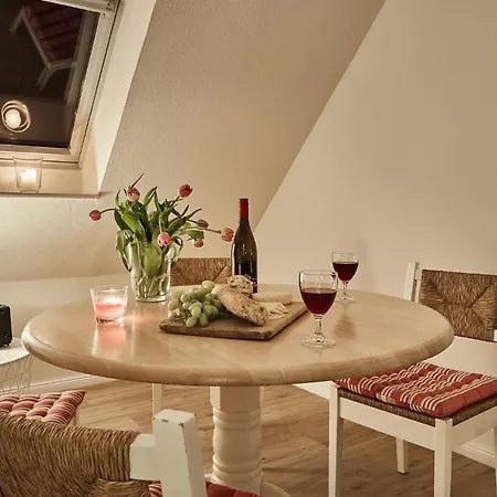 Gut Hohenstein - Platanenappartment Lejlighed Barkelsby